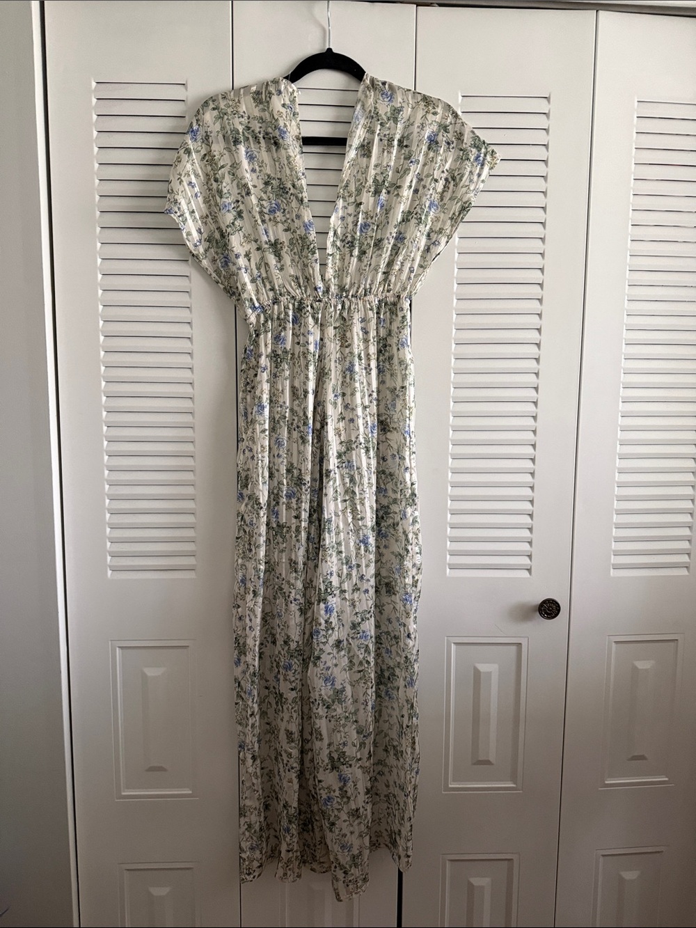 Wide leg v neck beach cover up